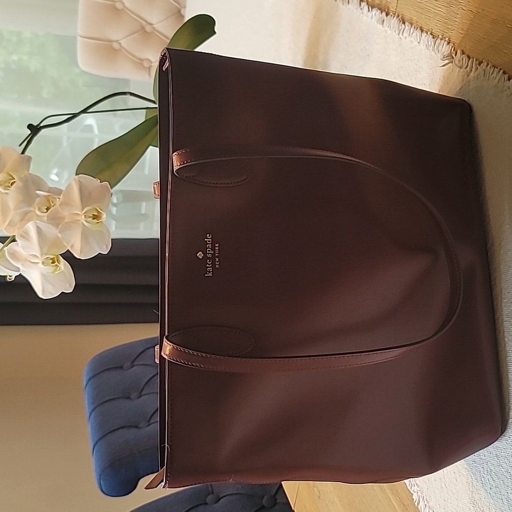 Kate Spade Burgundy Tote Bag ♠️